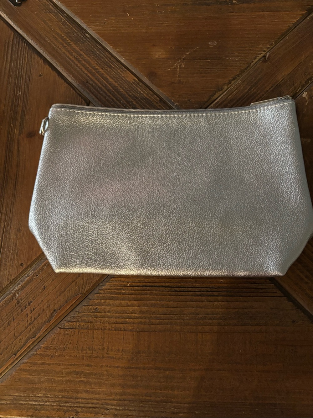 thirty-one Metallic Silver Makeup Pouch